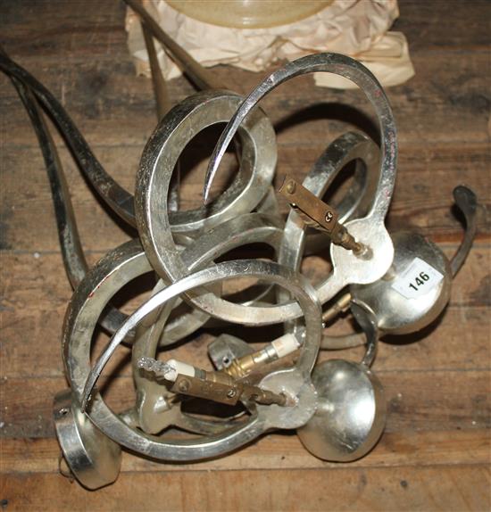 4 aluminium snake lights(-)